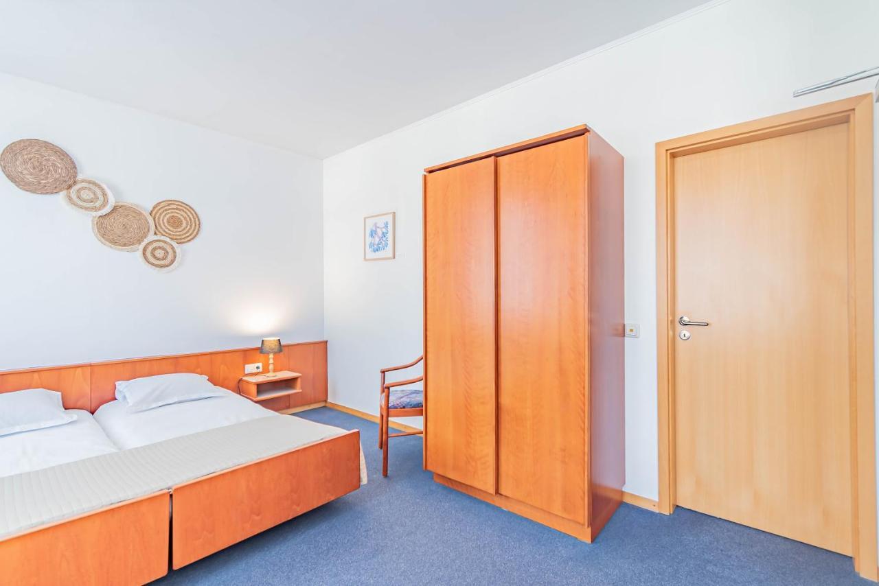 Hotel Le Petit Poete Echternach Eksteriør bilde